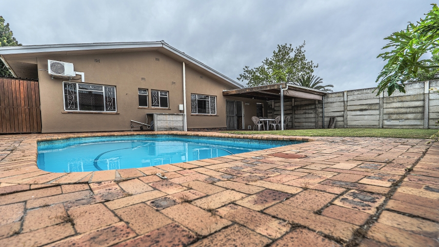 3 Bedroom Property for Sale in Protea Heights Western Cape
